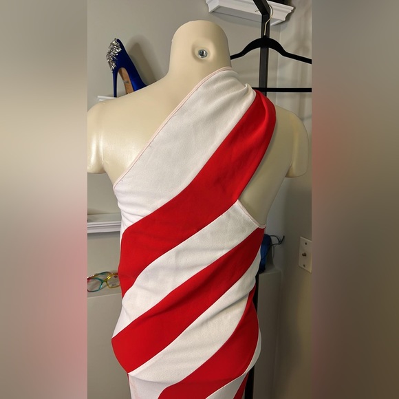 Professional White and Red Long Dress - V Neck - Picture 7 of 10